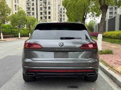 Volkswagen Touareg 3.0TSI Sharp Enjoyment Edition Jet Black Sport Package - ფოტო 12