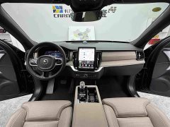 Volvo XC90 Plug-in Hybrid Facelift T8 Inscription Luxury 7-Seater - ფოტო 11