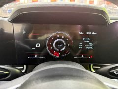 Hyundai Elantra 1.5L CVT Luxury - ფოტო 14