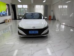 Hyundai Elantra 1.5L CVT Luxury - ფოტო 2