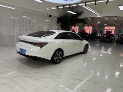Hyundai Elantra 1.5L CVT Luxury - ფოტო 6
