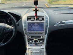 Lincoln MKZ 2020 2.0T MONO Limited Edition Elegant Version MONO White - ფოტო 13