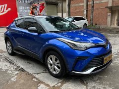 Toyota Yize IZOA 2.0L Yixing Edition - ფოტო 2