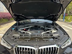 BMW X5 xDrive 30Li Luxury M Sport Package - ფოტო 13