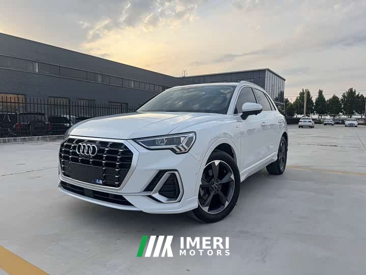 Audi Q3 35 TFSI Fashion Dynamic
