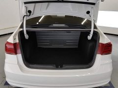 Volkswagen Santana 2021 1.5L Automatic Fashion Edition - ფოტო 4