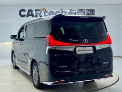 Lexus LM 2020 300h 7-Seater Elegant Edition - ფოტო 7