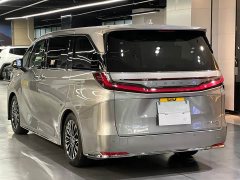Lexus LM 2025 350h Four-Seat Version - ფოტო 4