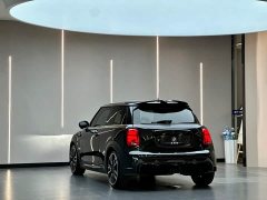 BMW MINI Facelift 2.0T COOPER S Racer - ფოტო 10