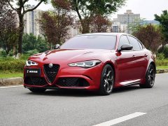 BMW Alfa Romeo Giulia 2024 2.9T V6 520HP Four-Leaf Clover Super Sport Black Edition Limited - ფოტო 1