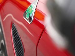 BMW Alfa Romeo Giulia 2024 2.9T V6 520HP Four-Leaf Clover Super Sport Black Edition Limited - ფოტო 17