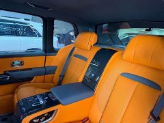 Rolls-Royce Cullinan Black Badge - ფოტო 15