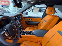 Rolls-Royce Cullinan Black Badge - ფოტო 6