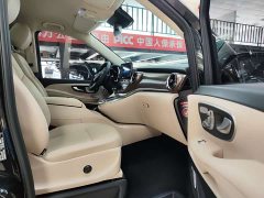 Mercedes-Benz V-Class V 260 L Long Wheelbase Luxury Edition - ფოტო 4