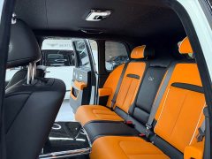 Rolls-Royce Cullinan 6.7T Black Badge - ფოტო 8
