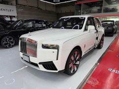 Rolls-Royce Cullinan 6.7T Automatic - ფოტო 1
