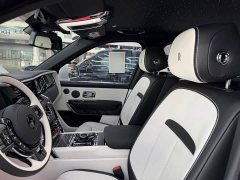 Rolls-Royce Cullinan 6.7T Automatic - ფოტო 3