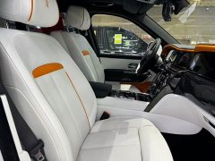 Rolls-Royce Cullinan Black Badge - ფოტო 15