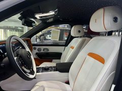Rolls-Royce Cullinan Black Badge - ფოტო 3
