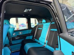 Rolls-Royce Cullinan Black Badge - ფოტო 13