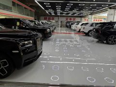 Rolls-Royce Cullinan Black Badge - ფოტო 4