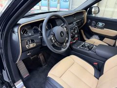 Rolls-Royce Cullinan Black Badge - ფოტო 4