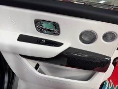 Rolls-Royce Cullinan Black Badge - ფოტო 11