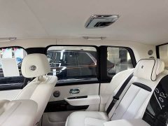 Rolls-Royce Cullinan Black Badge - ფოტო 13