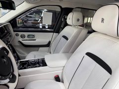 Rolls-Royce Cullinan Black Badge - ფოტო 5