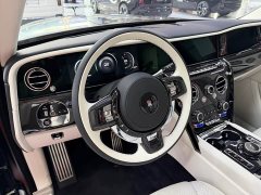 Rolls-Royce Cullinan Black Badge - ფოტო 8