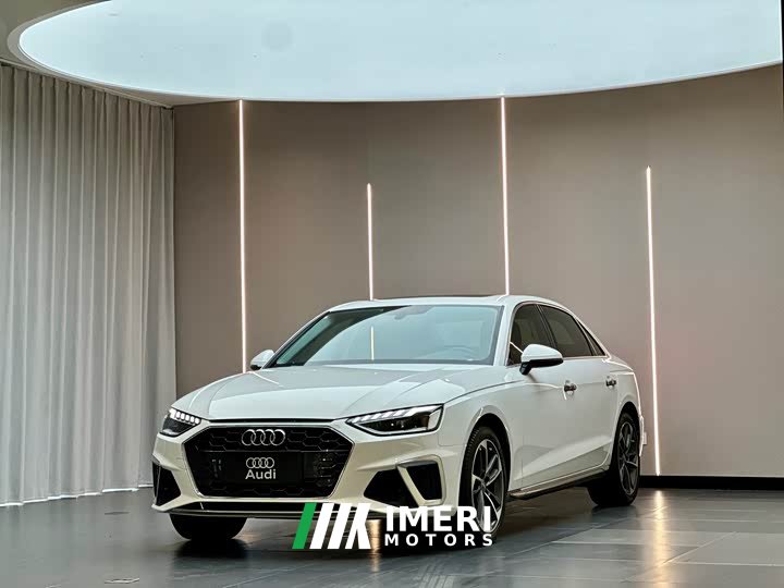 Audi A4L 40 TFSI Fashion Dynamic