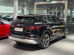 Audi Q5 e-tron 2023 40 e-tron Starlight Edition Brocade Package - ფოტო 4