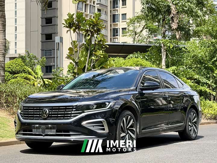 Volkswagen Passat 380TSI Elite