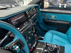 Rolls-Royce Cullinan 2024 Black Badge - ფოტო 13