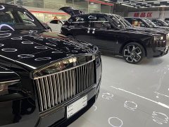 Rolls-Royce Cullinan 2024 Black Badge - ფოტო 4