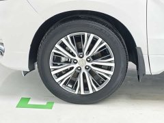 Honda Crown Road CR-V 240TURBO Two-Wheel Drive Limited Commemorative Edition - photo 8