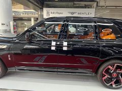 Rolls-Royce Cullinan 2024 Black Badge - ფოტო 6