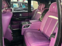 Rolls-Royce Cullinan 2024 Black Badge - ფოტო 18