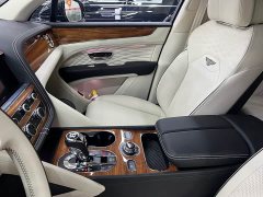 Bentley Bentayga 4.0T V8 - ფოტო 11