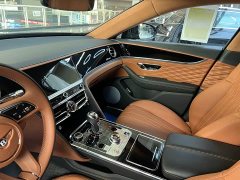 Bentley Flying Spur 4.0T V8 S - photo 12