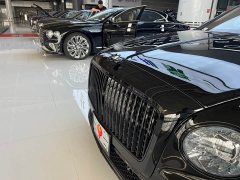 Bentley Flying Spur 4.0T V8 S - photo 3