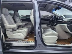 Buick GL8 Land Business Class 652T Premium - ფოტო 11