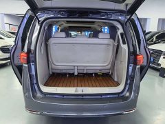 Buick GL8 Land Business Class 652T Premium - ფოტო 15