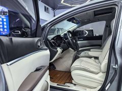 Buick GL8 Land Business Class 652T Premium - ფოტო 4