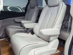 Buick GL8 Land Business Class 652T Premium - ფოტო 6