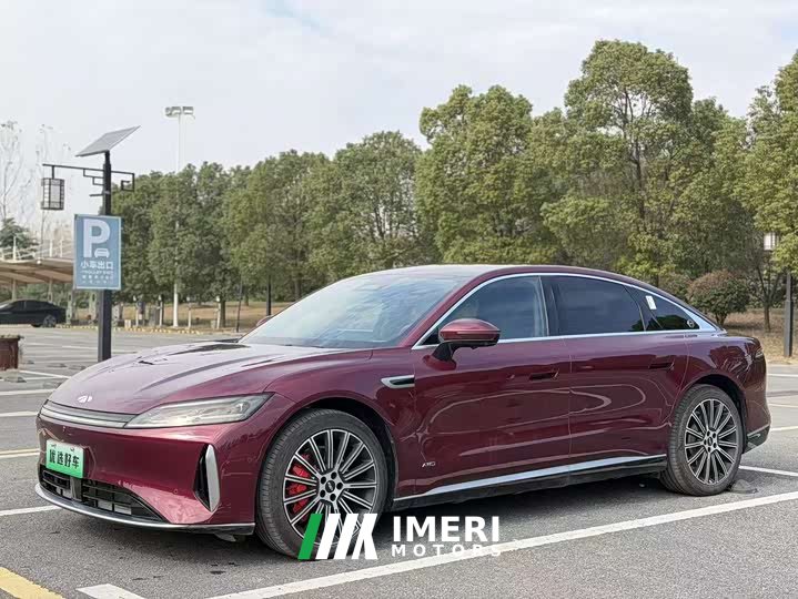 Chery Fengyun A9L Four-Wheel Drive High-Performance Peak Edition