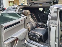 HiPhi X Flagship 4-Seater - ფოტო 13