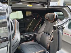 HiPhi X Flagship 4-Seater - ფოტო 8