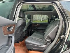 Audi Q7 2025 55 TFSI quattro S line Black Warrior Edition - ფოტო 12
