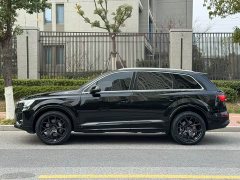 Audi Q7 2025 55 TFSI quattro S line Black Warrior Edition - ფოტო 13